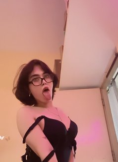 Emma - Transsexual escort in Bangalore Photo 15 of 15