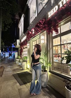 Emma - Transsexual escort in Bangalore Photo 24 of 27