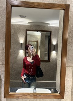 Emma - Transsexual escort in Bangalore Photo 25 of 27