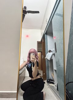 Emma - Transsexual escort in Bangalore Photo 7 of 8