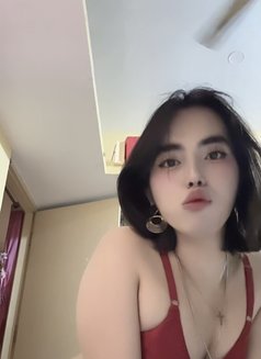 Emma - Transsexual escort in Bangalore Photo 13 of 19