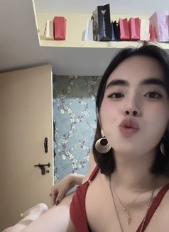 Emma - Transsexual escort in Bangalore Photo 14 of 19
