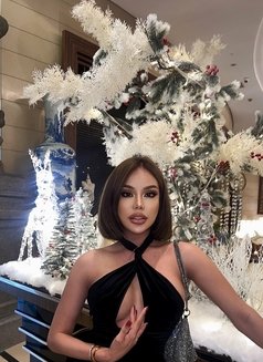 EMMA LADYBOY DUBAI - Transsexual escort in Dubai Photo 11 of 29