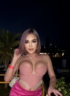 EMMA LADYBOY DUBAI - Transsexual escort in Dubai Photo 20 of 27