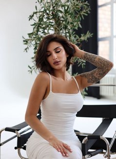Emma - escort in Dubai Photo 22 of 22