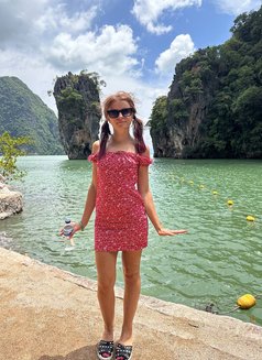 Emma - escort in Hong Kong Photo 6 of 11