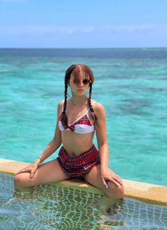 Emma - escort in Hong Kong Photo 7 of 11