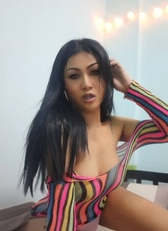 Emma Sexy - Acompañantes transexual in Bangkok Photo 6 of 10