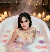 Emma - escort in Al Sohar Photo 10 of 10