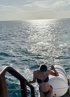 Emma - puta in Phuket Photo 7 of 8