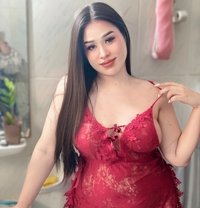 VIP Emma 🇻🇳 - Transsexual escort in Doha Photo 8 of 10