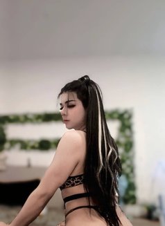 Emma - Acompañantes transexual in Dubai Photo 30 of 30