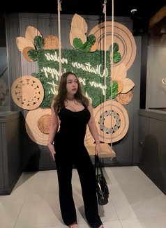 Emma Vip massage - escort in Al Manama Photo 27 of 28