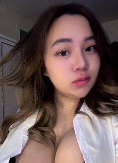 Emma Vip massage - escort in Al Manama Photo 28 of 28