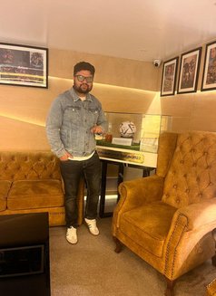 Emmay - Male escort in Mumbai Photo 3 of 3