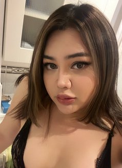 Emmie Thai Ts Visiting in London 🇬🇧 - escort in London Photo 3 of 7