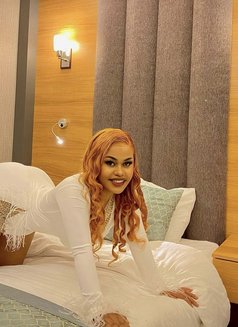 Emmy - escort in Gurgaon Photo 2 of 3