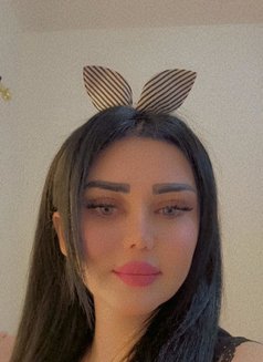 Emmy - escort in Abu Dhabi Photo 1 of 3