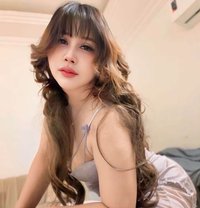 Emmy - escort in Riyadh Photo 3 of 8