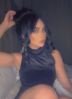 Emmy ايمي - Transsexual escort in Riyadh Photo 5 of 10