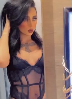 Emmy ايمي - Transsexual escort in Riyadh Photo 8 of 10