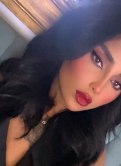 Emmy ايمي - Transsexual escort in Jeddah Photo 2 of 11