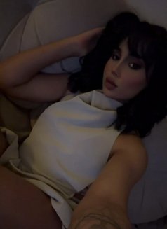 Emmy ايمي - Transsexual escort in Riyadh Photo 10 of 14