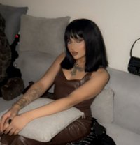 Emmy ايمي - Transsexual escort in Jeddah Photo 9 of 12