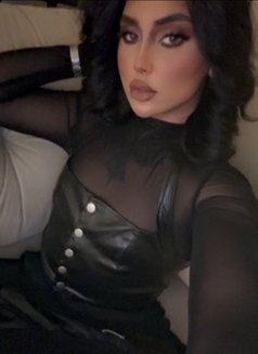 Emmy ايمي - Transsexual escort in Dubai Photo 8 of 14