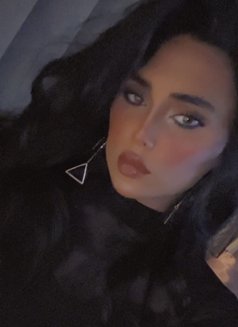 Emmy ايمي - Transsexual escort in Dubai Photo 9 of 14