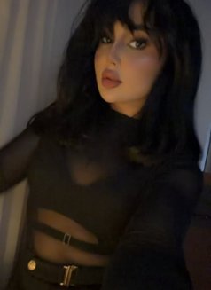 Emmy ايمي - Transsexual escort in Dubai Photo 13 of 14