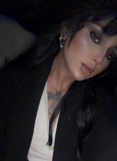 Emmy ايمي - Transsexual escort in Riyadh Photo 12 of 16