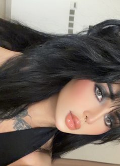 Emmy ايمي xxl - Transsexual escort in Riyadh Photo 17 of 20
