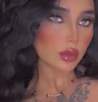 Emmy ايمي - Transsexual escort in Riyadh Photo 2 of 10