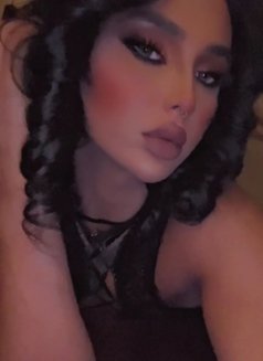 Emmy ايمي - Transsexual escort in Riyadh Photo 9 of 9