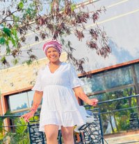 Emmy - puta in Baghdad