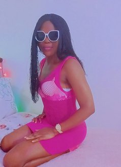 Emmy - escort agency in Jeddah Photo 9 of 11