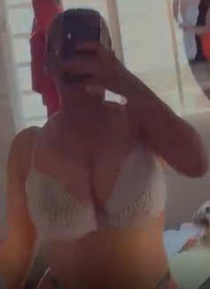 Emmy - escort in Mauritius Photo 2 of 3