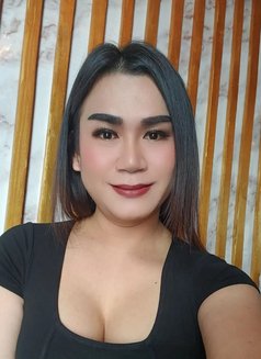 Emmy - Transsexual escort in Khobar Photo 1 of 6