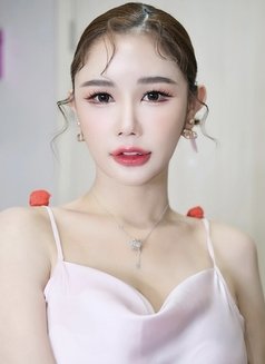 Vickybaby cute & sexy - escort in Bangkok Photo 19 of 21