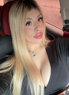 Young Emmyly Gfe masaje - puta in Munich Photo 10 of 10