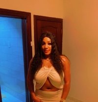 Empress - escort in Accra