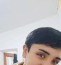Emran - Male escort in İstanbul Photo 1 of 2