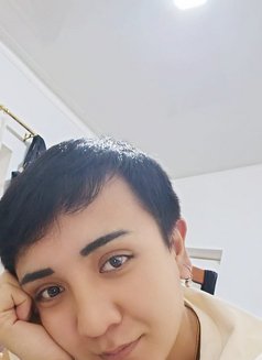 Emran - Male escort in İstanbul Photo 4 of 5