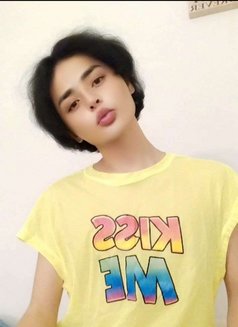 Emre Aliyev - Transsexual escort in Riyadh Photo 3 of 5