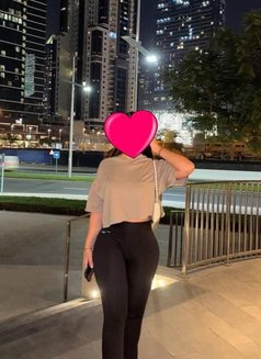 Mona - escort in Muscat Photo 4 of 6