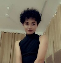 Emre - Male escort in Muscat