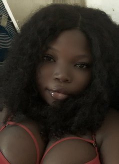 Emy Kim - escort in New Delhi Photo 2 of 3