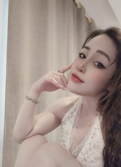 Emy - escort in Muscat Photo 6 of 8