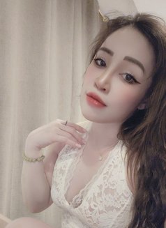 Emy - escort in Muscat Photo 7 of 8